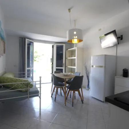 Holyday House شقة مارشيللي