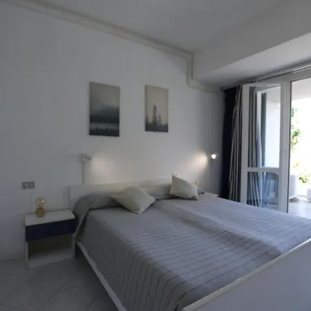 Holyday House مارشيللي